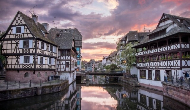 PROMO: SUPERB top floor 2 terraces between cathedral and parliament