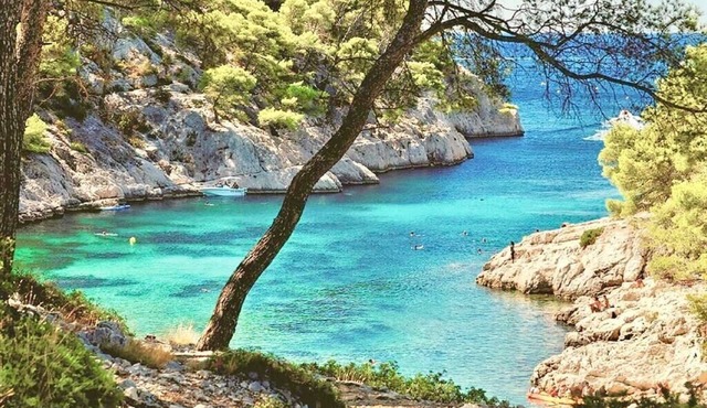 PROMO VILLA FOR VACATIONS IN PROVENCE - NEAR THE BEACHES AND CREEKS OF THE CÔTE-BLEUE