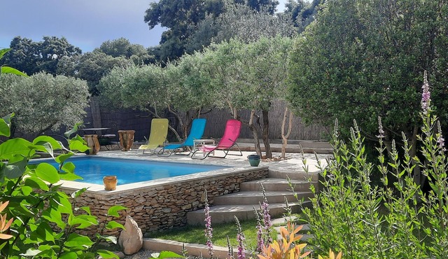 PROMOTION Beautiful air-conditioned villa Swimming pool triangle Arles Nimes Avignon