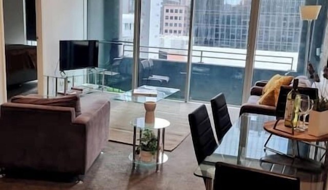 Propertifolio: Lifestyle, City views, Southern X