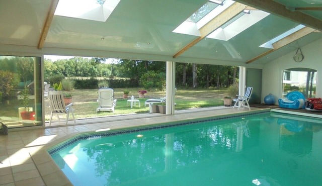 Property for 6 travellers with indoor pool heated all year round