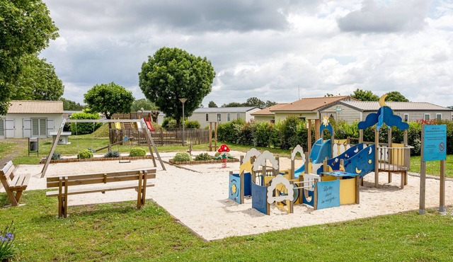 Property In A Holiday Village '6 - Maison T3 Eco' with Shared Pool, Terrace and Shared Garden