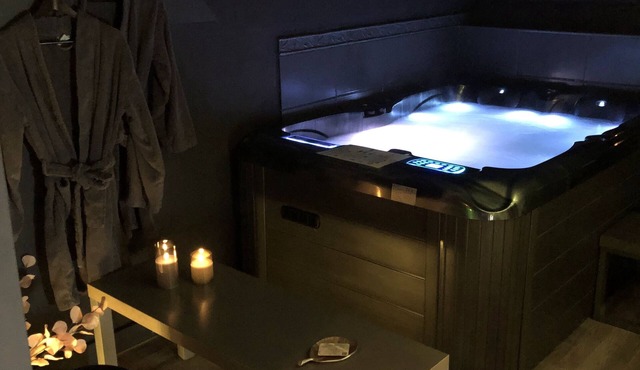 Property with heated pool, spas, sauna & hammam