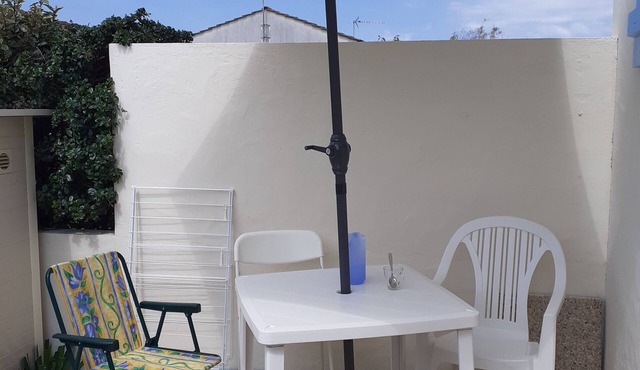 PROPOSE PETITE MAISON T1BIS 2-4 PERSONNES LA BARRE-FROMENTINE