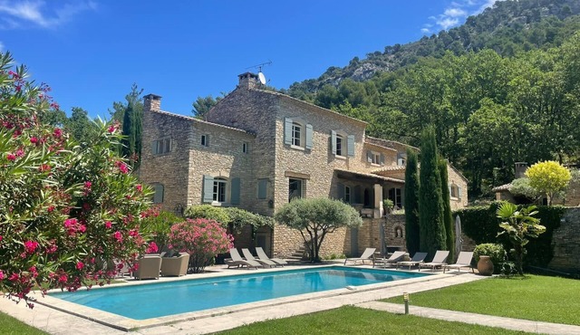 Propriété d'exception au coeur du Luberon