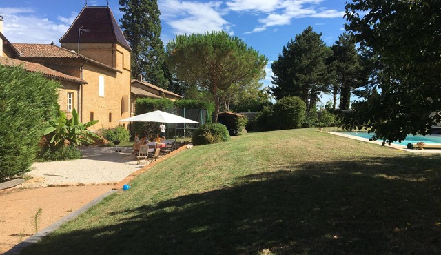 Propriété de Charme en Pierres Dorées Avec Piscine & Parc de 0,5ha . 25' de Lyon