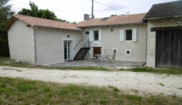 Propriéte de Campagne Rénovée Proche des Randonnées et de la Rivière