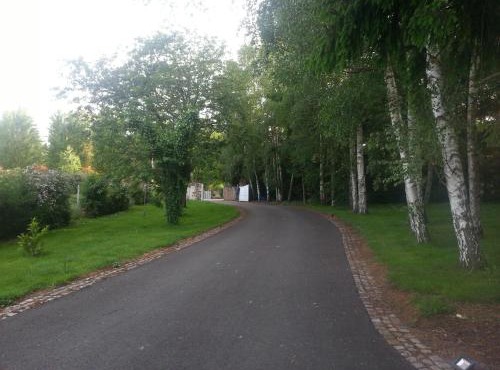 Propriété 15mn du circuit des 24h, avec piscine, parking privé
