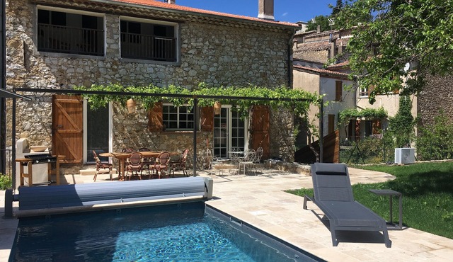 Propriété au Cœur dun des Plus Beaux Village du Var