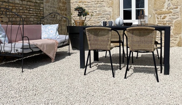 Propriété de Campagne Rénovée, Située au Calme du Marais Poitevin