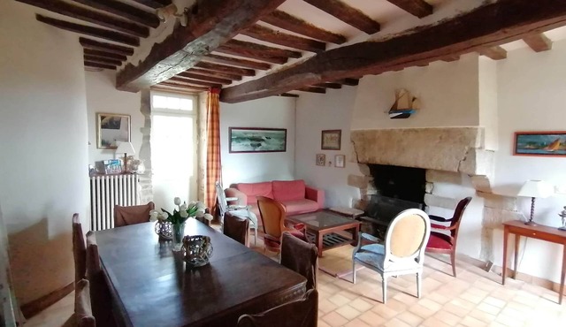 Propriété Familiale de Caractère, Dans un Manoir Breton