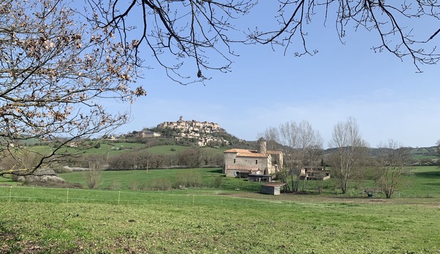 Propriete Unique Avec vue sur Cordes sur Ciel