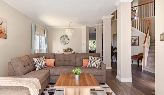 Prospect Haus *Stone Oak*