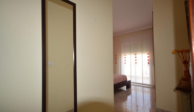 Provença, acogedor apartamento con jardín.