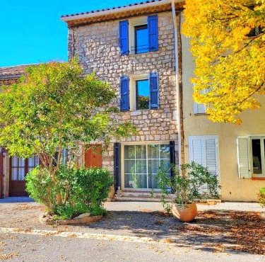 Provençal village house, Fox-Amphoux