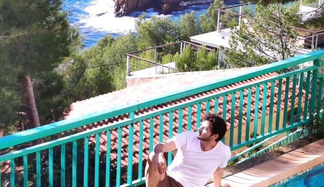 Provenc beach house, breathtaking sea views pool , 5mn walk to beach