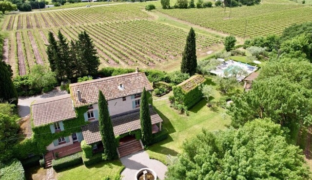 Provencal 6 Bed Farmhouse S France, Weekly & Long Stays