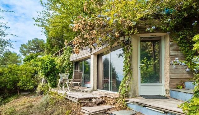 Provençal Cottage with 3 Bedrooms, Private Pool and Spa, Very Quiet and Natural