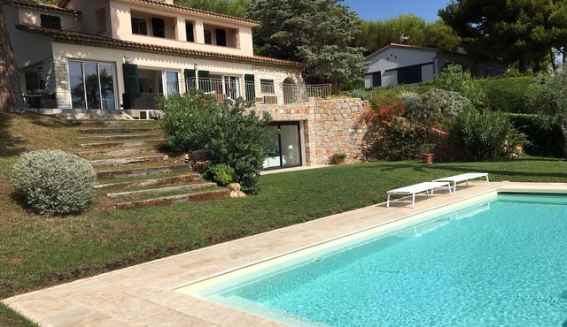 PROVENCAL STYLE FAMILY VILLA