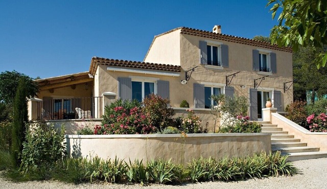 Provencal house, quality abode.