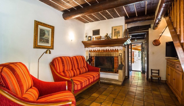 Provencal House in Seillans with Pool