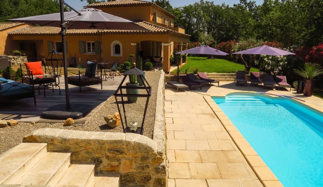Provencal house of well-being and tranquility