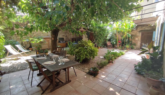 Provencal house with beautiful exterior and parking