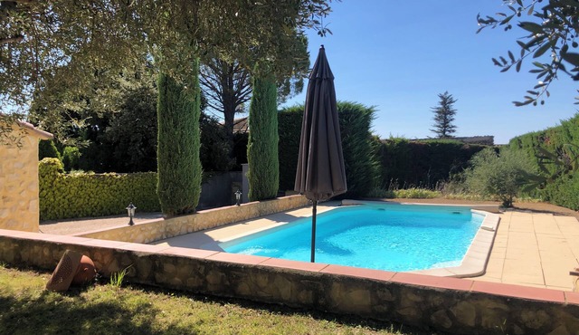 PROVENCAL HOUSE WITH PRIVATE POOL near Vaison La Romaine