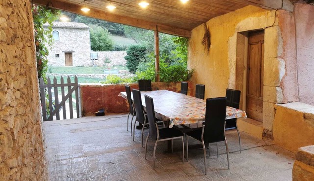 Provencal house with swimming pool