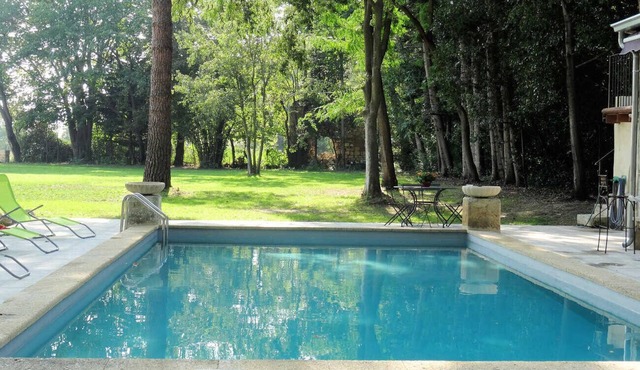 Provencal landhouse in Beaucaire, Gard, games room and heated pool