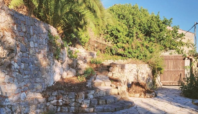 Provencal vacation home - "Les Aloès