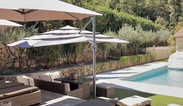 Provençal Villa short walk to Valbonne Village Fully A/Cond sleep 10