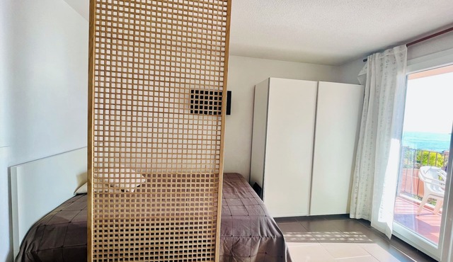 Provence, Studio Balcony Sea View, Closed Residence, Swimming Pools, Tennis, Beach