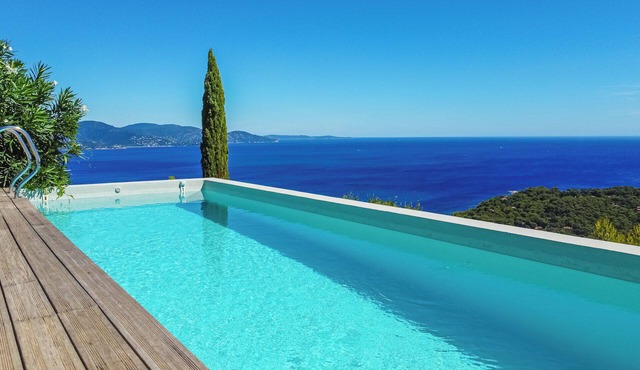 Provence, Gaou Benat, villa, swimming pool, exceptional panoramic sea view