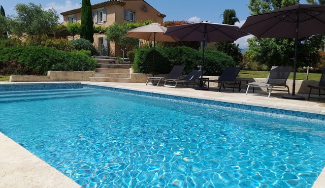 Provence house near a Luberon village