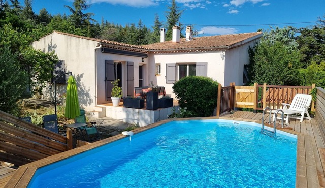 Provence house with private pool and garden