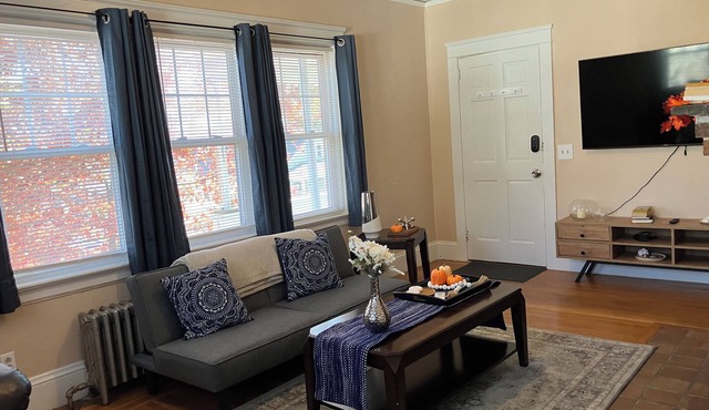 Providence Getaway! 3 Bedrooms!