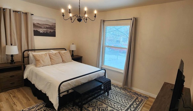 Provo Home! Close to BYU, Downtown Provo, 10 mins from Utah Valley University.