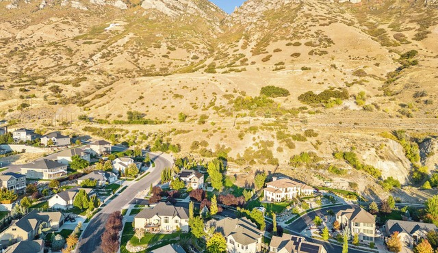 Provo Peaks- 30+ day stays