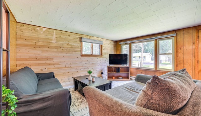 Prudenville Family Home w/Game Room & Fire Pit!