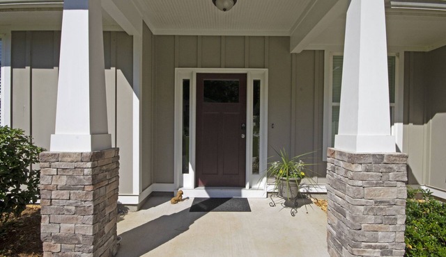 PTC Nearly New Open Concept Ranch-Clean, Spacious