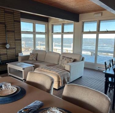 Ptit - 3 bedroom 2 bath Waterfront Oasis