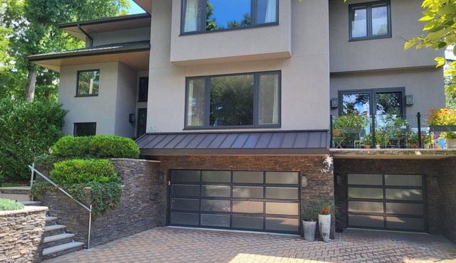 PU REUNIONS: 4-Bedroom House sleeps up to 9; Walk to Campus, Downtown, Palmer Sq