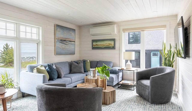 Puddin’ Pan - Ocean Front Cottage w Beach Access