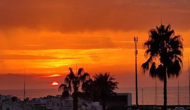 Puebla de Farnals playa- Oasis Apartments - Costa de Valencia Beachside Stay