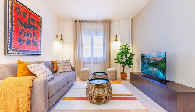 Puerta de America VII apartment in Madrid