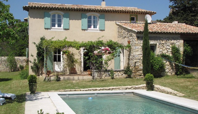 Puget Sur Durance: Very charming house with character in Luberon