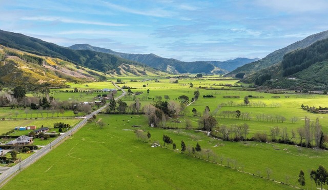 Pukeko Cottage - Marlborough Sounds Retreat