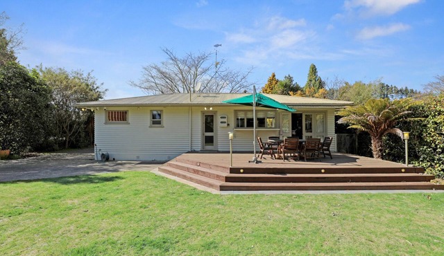 Pukeko Lodge - Tūrangi Holiday Home