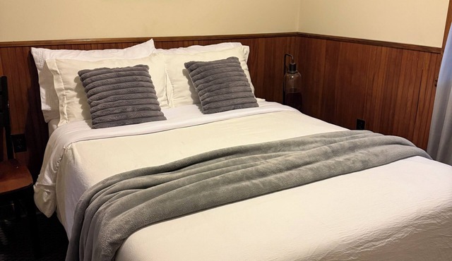 Pulaski Hideaway – Near Salmon River, Pet Friendly